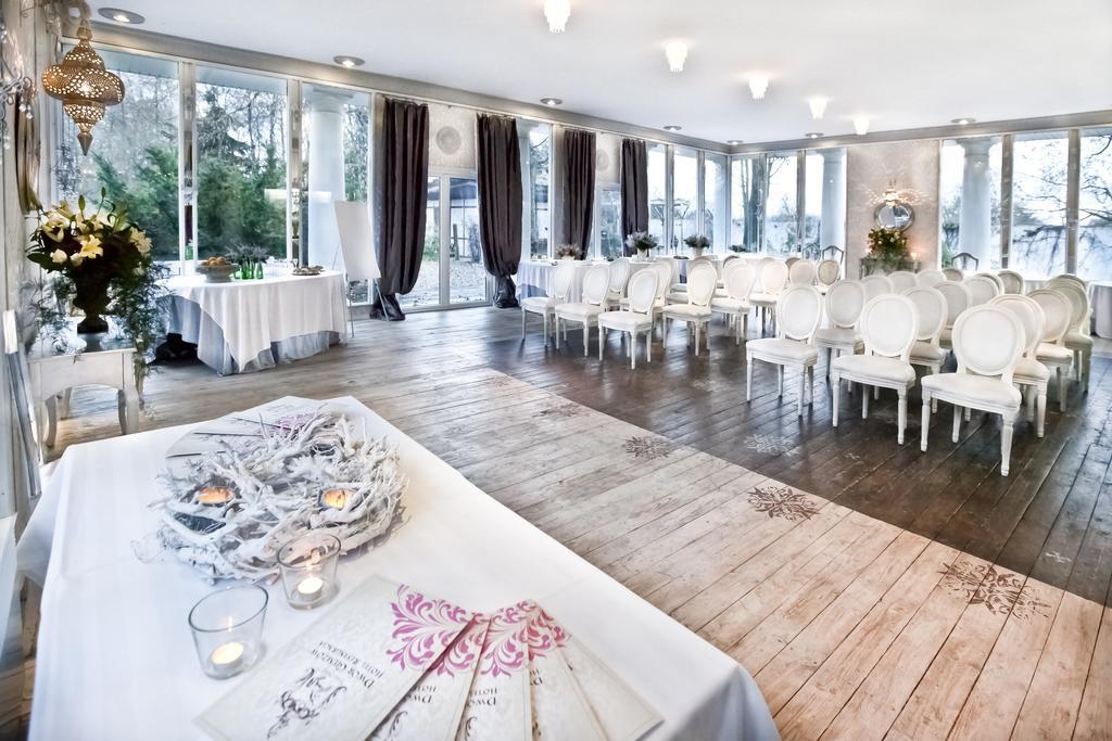 Dwor Giemzow Hotel - Autostrada A1 罗兹 外观 照片