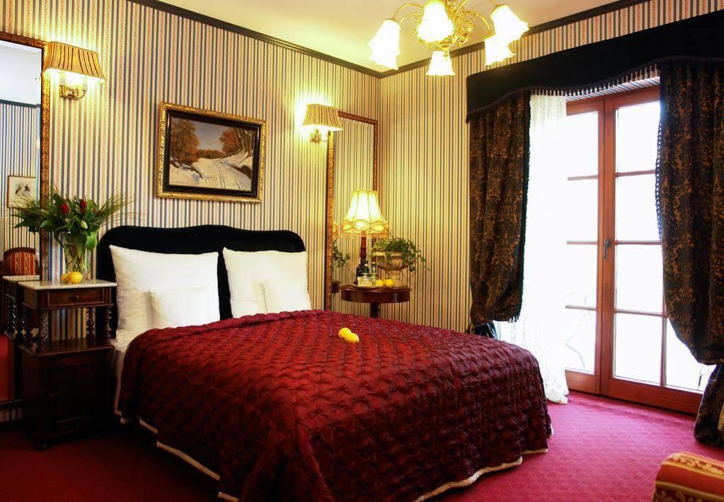 Dwor Giemzow Hotel - Autostrada A1 罗兹 外观 照片